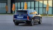 2026-cadillac-vistiq-1.webp